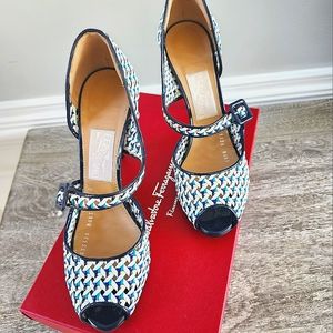 Salvatore Ferragamo Phillippa shoes, size 9, new, never worn.